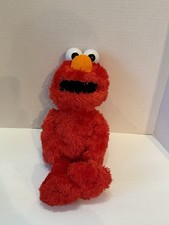 Tickle-Hug Me Elmo  sings  talks English And Spanish  Moves Arms
