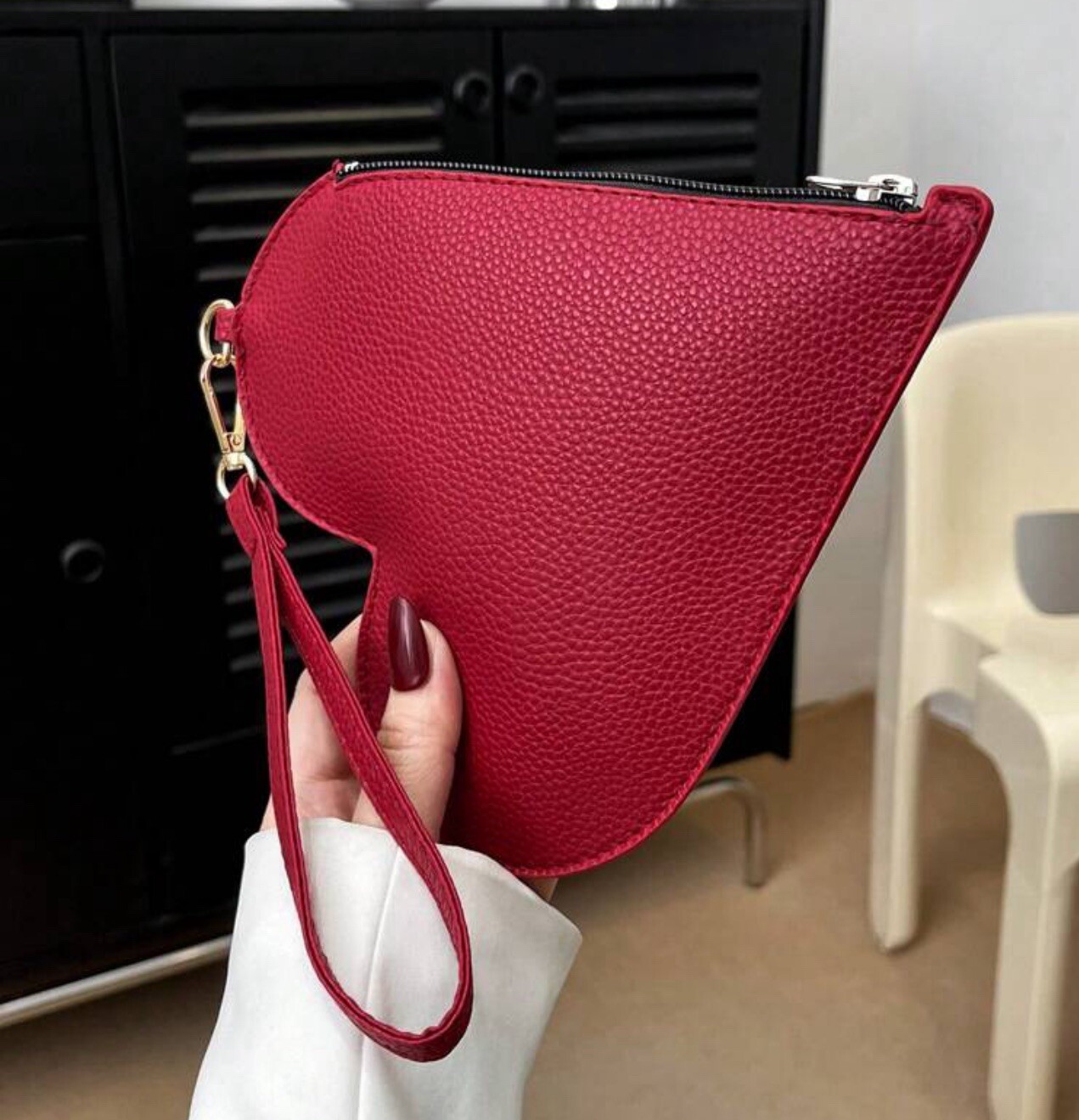 Slim Leather Wallet for Men with RFID Blocking-image