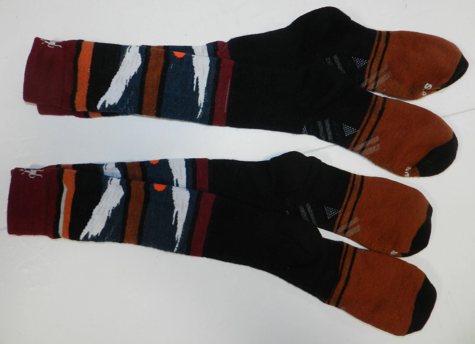 Smartwool Socks women's Size LARGE (10-12) cushioned hiking 2 pairs NEW (nn62)
