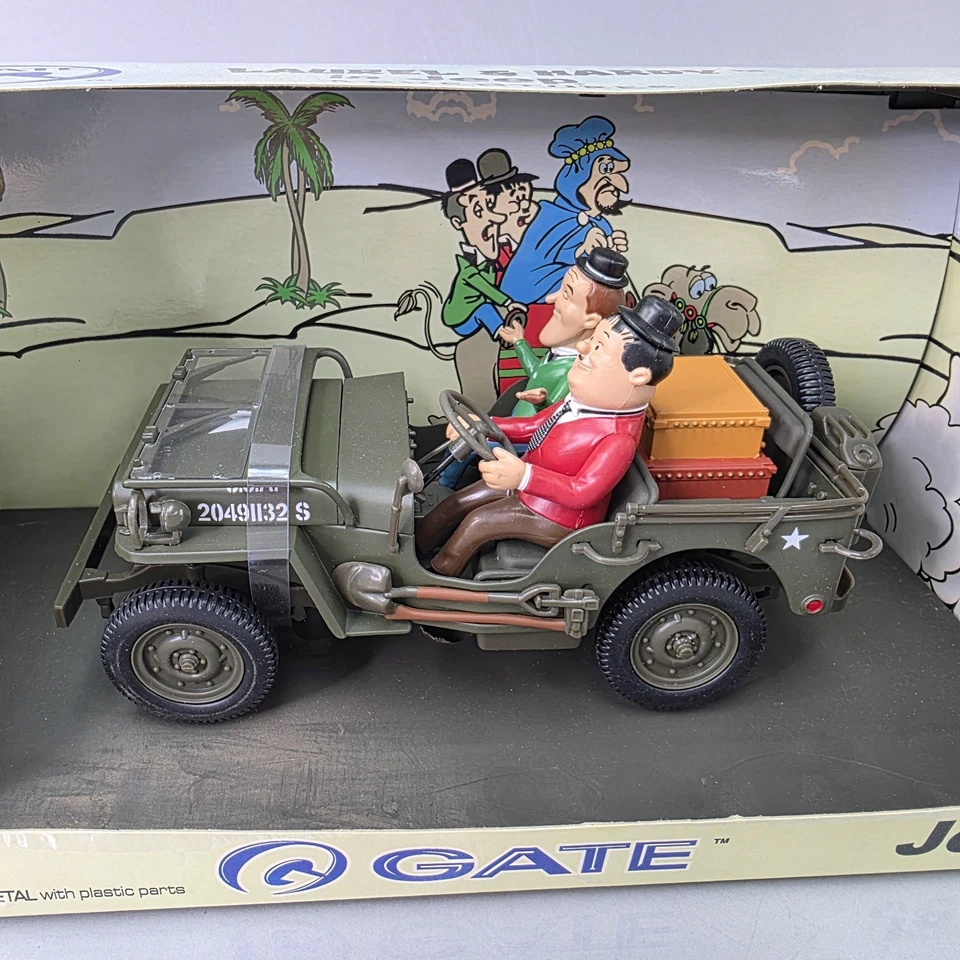 Gateway Gate 1:18 Laurel & Hardy Jeep Adventures Jeep Willys Dick & Doof Diecast - Image 2 of 4