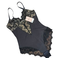 PINSY Sculpting Lace Shapewear Bodysuit Size M NWT
