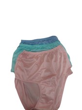 Vintage 3 Pack .Brand New Briefs Size 6. 100 Nylon