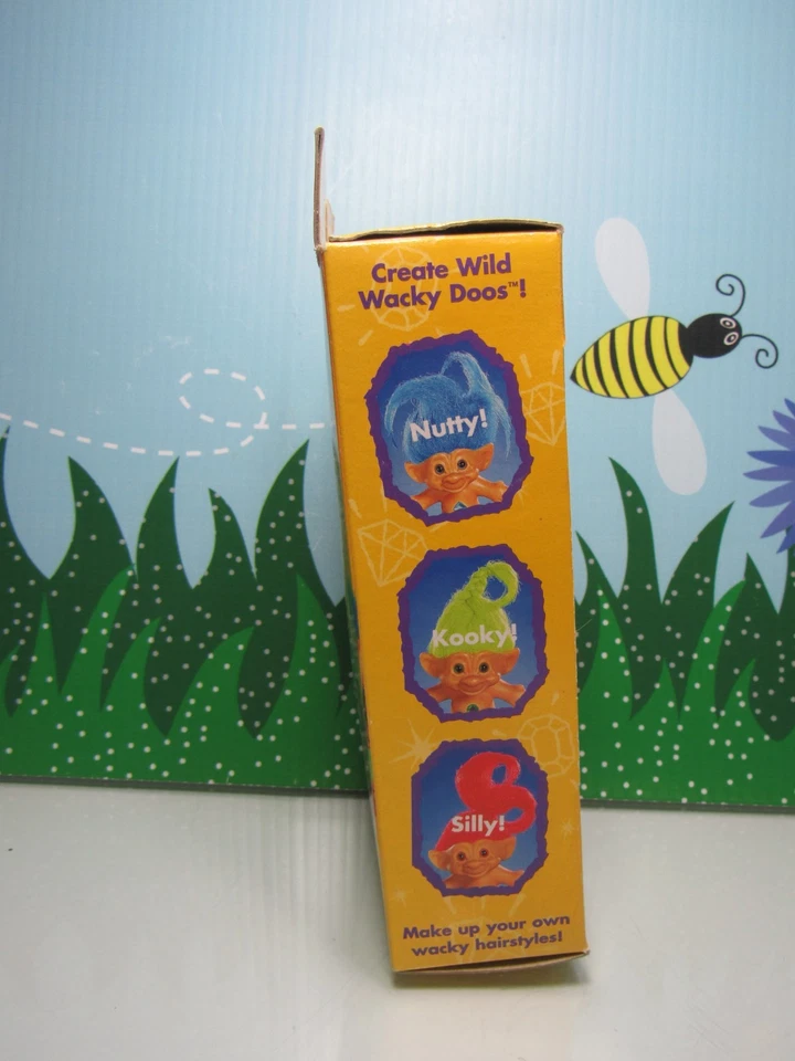 TRINKA (#3) - Muñeca Troll Ace Treasure de 3" - NUEVA EN PAQUETE - PIEDRA OMBLIGO DIAMANTE Foto 4 de 4