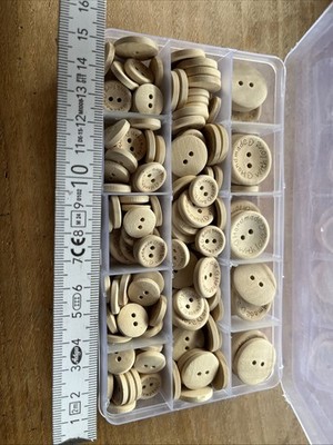 Konvolut Knöpfe - Verschiedene Größen Handmade with Love In Box Unbenutzt OVP