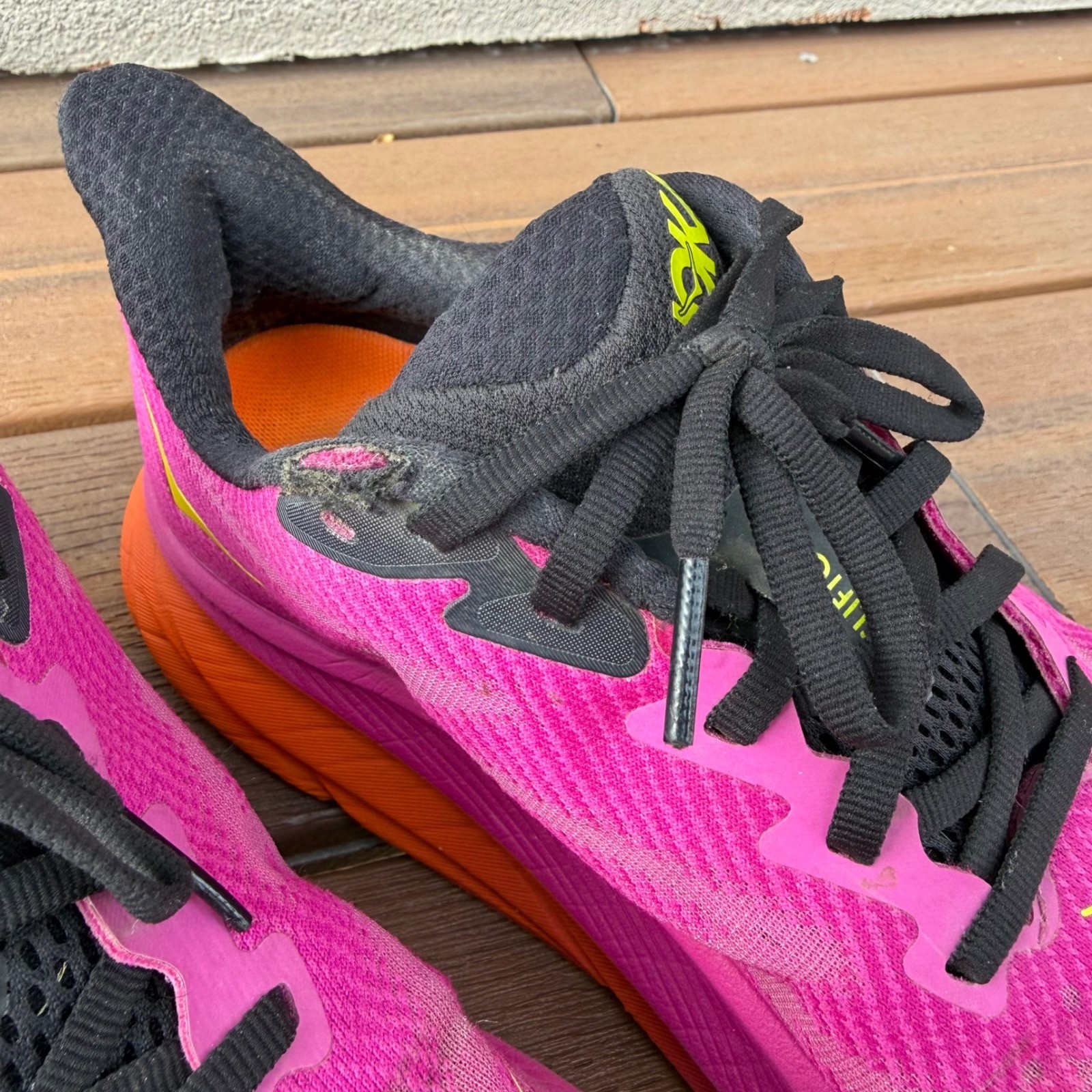 Hoka Clifton 9 Women's 8.5 Festival Fuchsia Pink Running Shoes Cushioned Road thumbnail 7