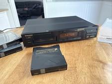 80 s Pioneer PD-M40 6-Disc Multi-Play CD Changer 3 6-CD Magazines DEMO VIDEO