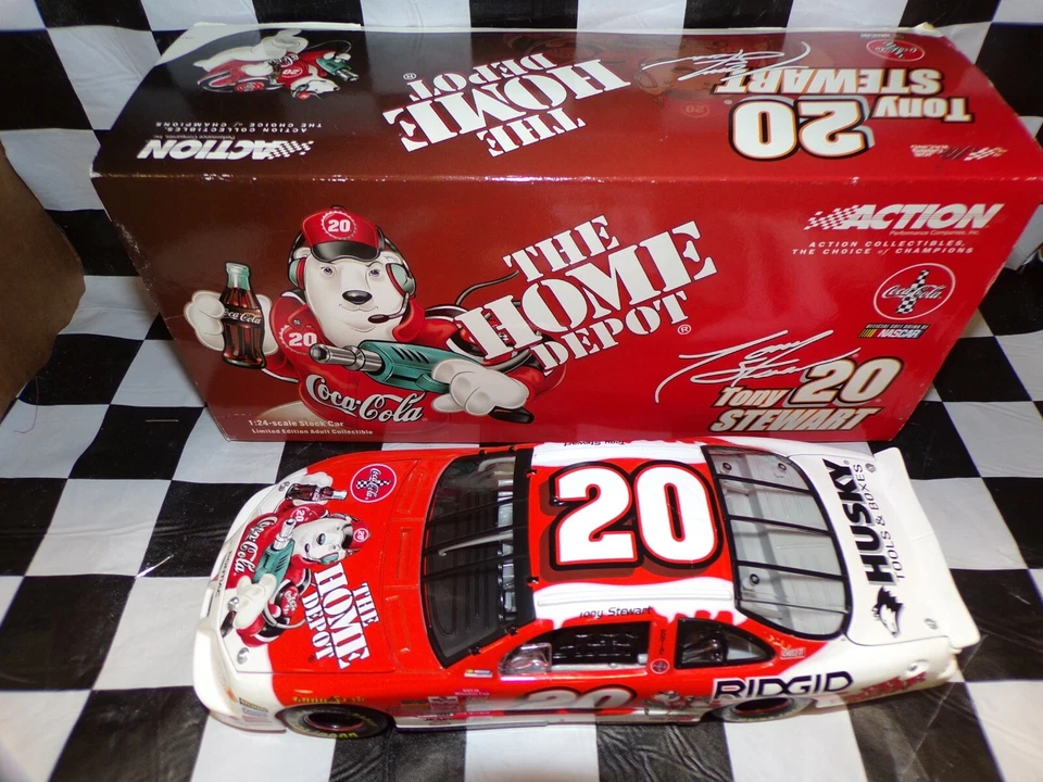 Tony Stewart #20 Casa Depot / Cocacola Orso Polare 2001 Grand Prix 1:24 Action - Immagine 3 di 4