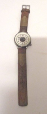 #ad #ad VINTAGE STYLE FSL 100 METERS WRIST WATCH FOSSIL INDUSTRIES NEEDS BATTERY AS IS $13.99