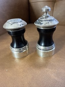 Peugeot Frères: Lion Sterling Silver Pepper Mill And Salt Shaker, Made in France