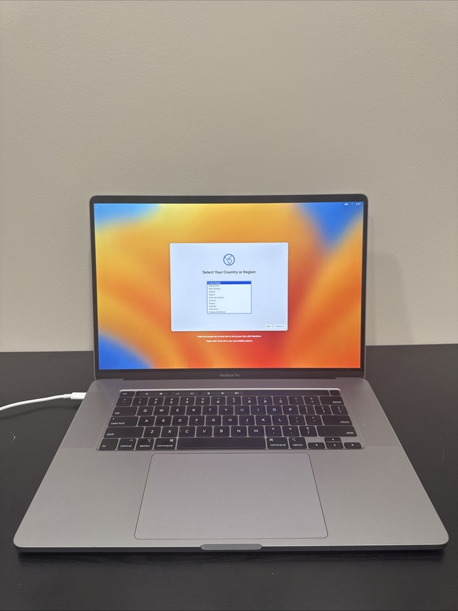 MacBook本体 MacBook Pro16 Touch Bar i9 64GB 4TB 2019 2019 APPLE MACBOOK PRO 16 TOUCHBAR 64GB RAM 4TB SSD 8 CORE 5.0GHz