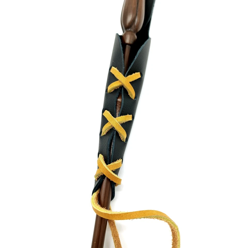 Funda Varita Mágica de Cuero Negro Bientro con Cordones Marrón y Lazo para Cinturón - EE. UU. Foto 2 de 4