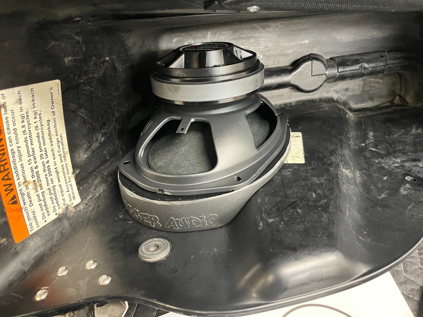 6x9 Front Harley Saddlebag Speaker Mounting Ring Adapters 1994-2013