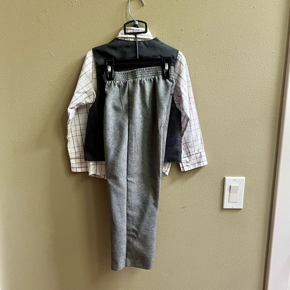 Calvin Klein 4 Pc Suite Set Boys Sz 5 Gray Red White Pants Best Tie Button Up - Image 3 of 4