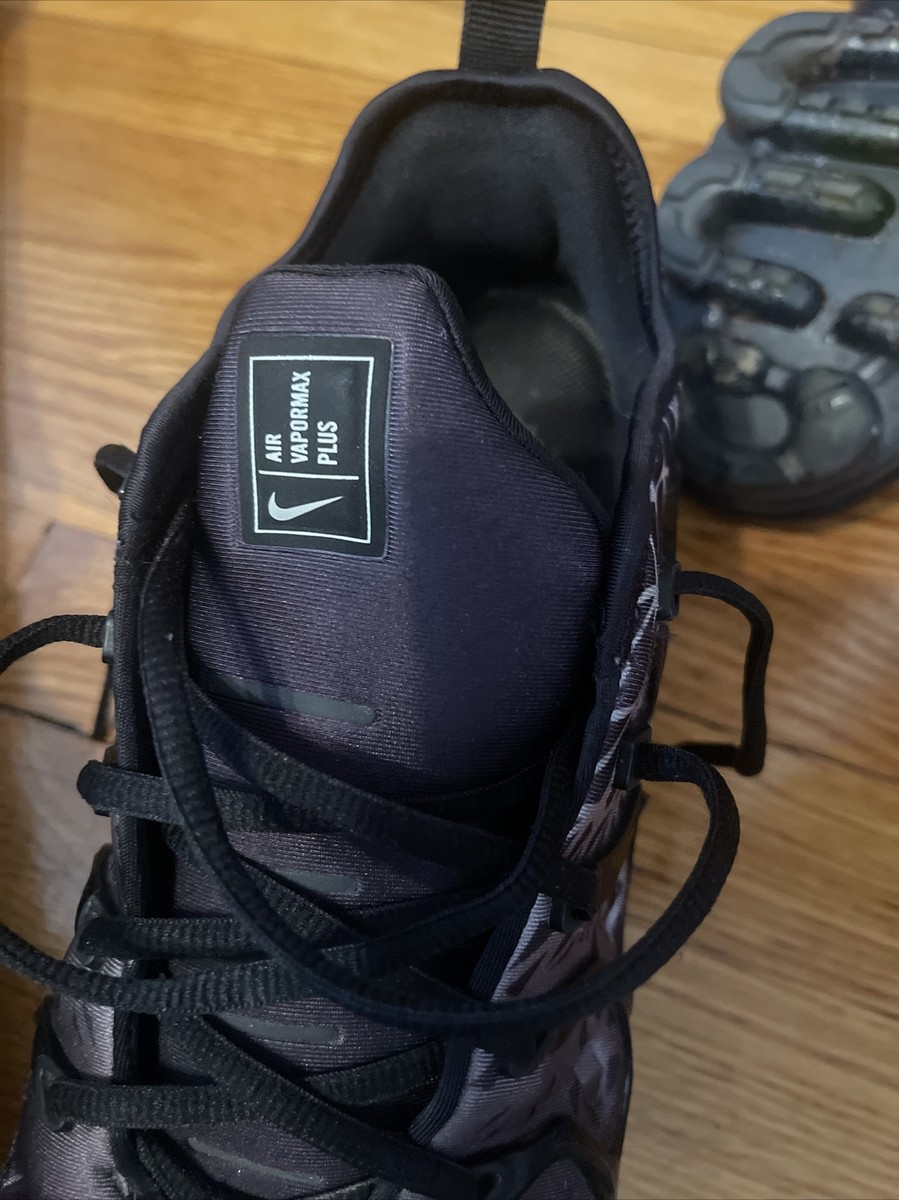 Nike Air VaporMax Plus Geometric Black/White Shoes Sneakers  display picture 1