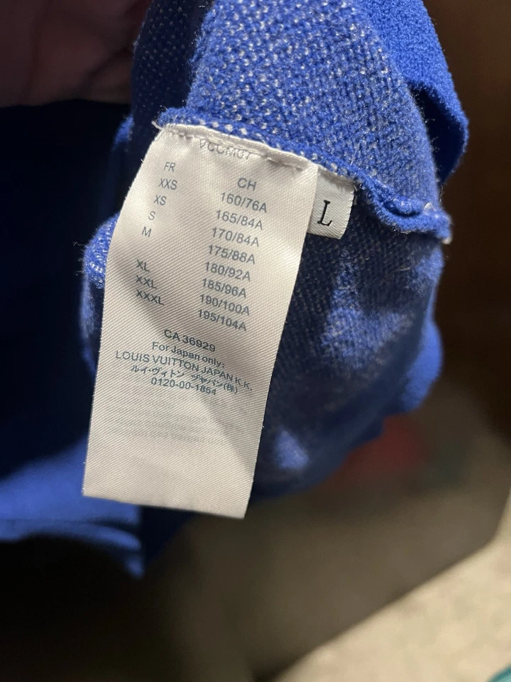 Suéter Louis Vuitton LV Intarsia gola redonda monograma azul não autenticado - Imagem 3 de 4