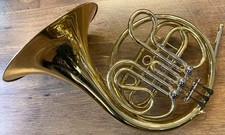 Olds FH560 Gold-Lacquered Student Model Single French Horn with Original Case