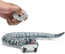 Top Race Remote Control Rattle Snake - Realistic Robot Toy with Black 