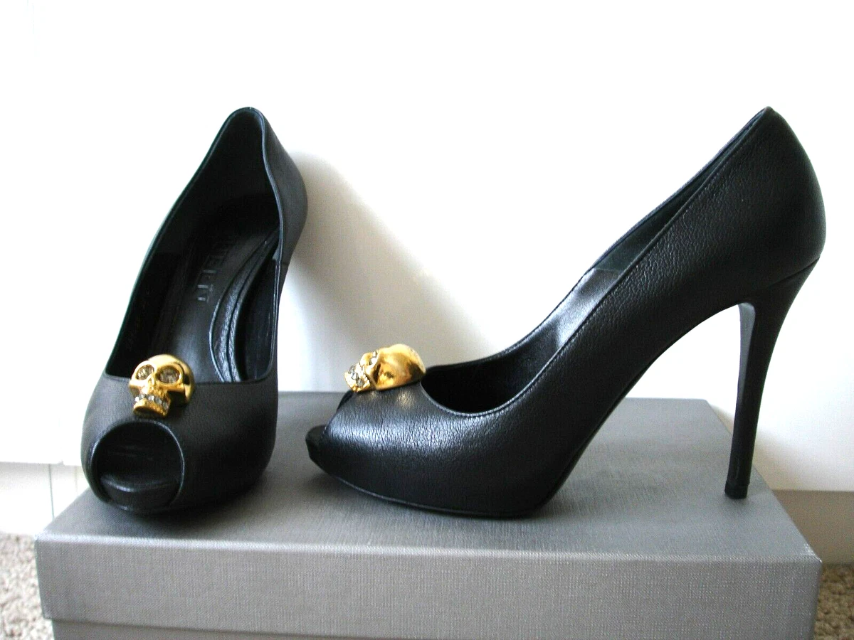 Alexander McQueen Black Leather Gold Skull Open Toe shoes worn