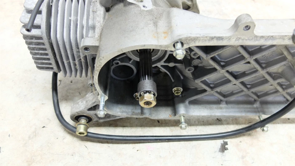 02 Derby Atlantis Scooter 2T 50 Scooter engine motor - Image 3 of 4