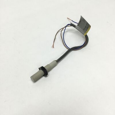 Omron E2F-X1R5Y1 Proximity Sensor Switch, NO, 24-240VAC, 1.5mm Sensing Distance