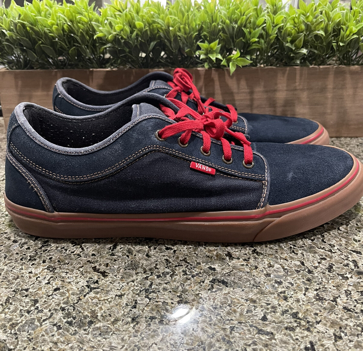 vans chukka low navy gum