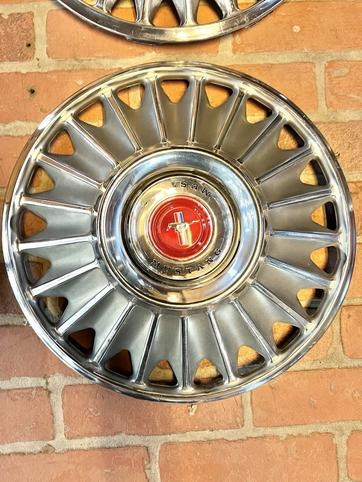 老式福特野马轮毂盖保护套部件 C7ZA-1130 复古 1967 年原始设备制造商 14 英寸套装 (4) — 第 2/4 张图片