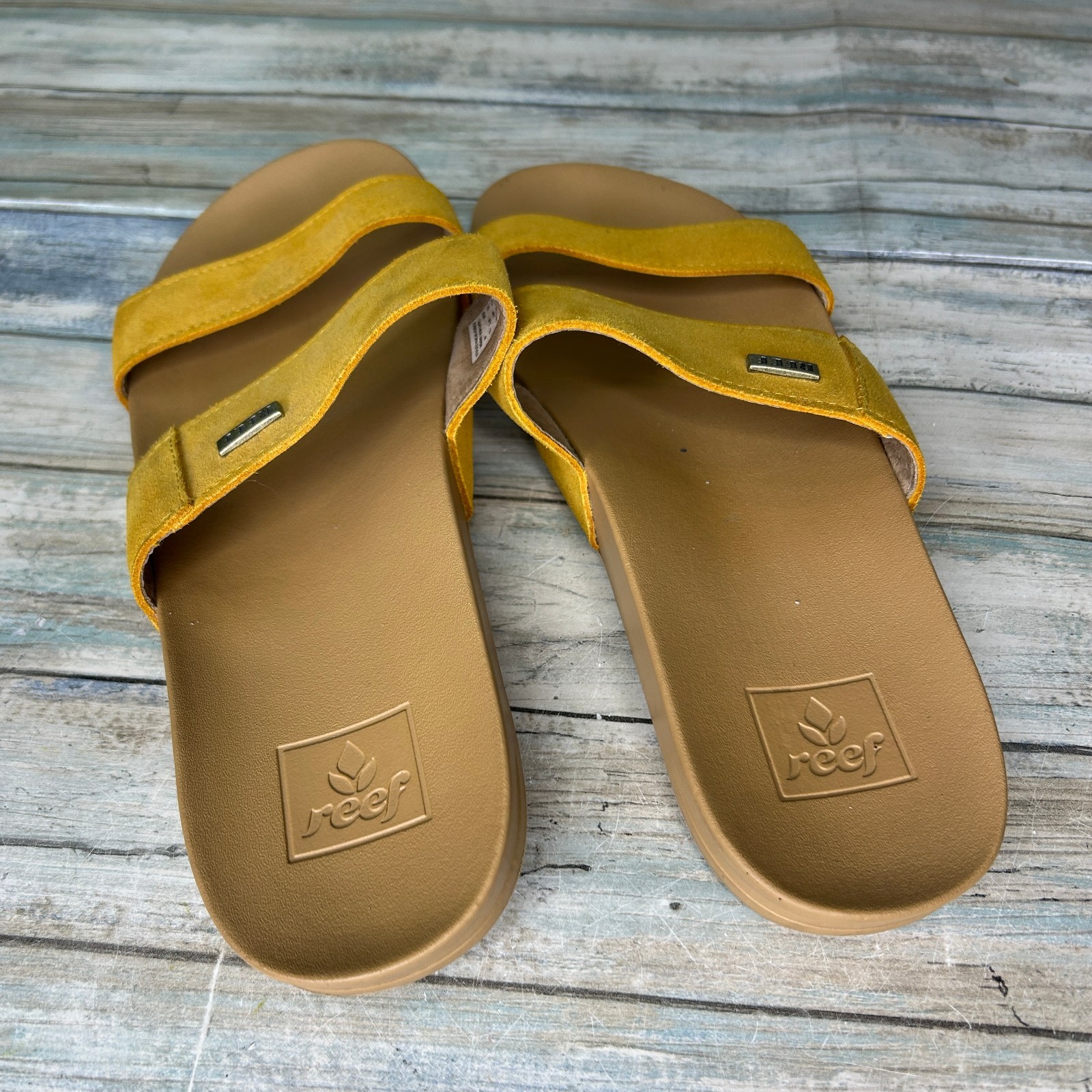 Reef Womens Sandals Cushion Bounce Vista Suede Size 10 Mustard Yellow