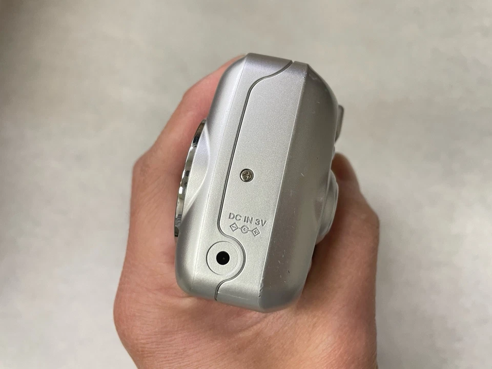 Kodak EasyShare CX7430 4.0MP Digital Camera - Tested And Working - Image 4 of 4