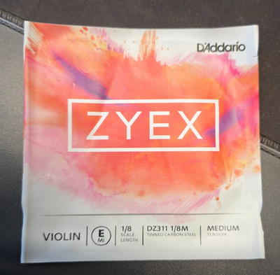 D Addario Zyex Violinen Saitensatz DZ311 1/8M   1/8 Medium   synthetische Faser 