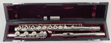 YAMAHA YFL-61 PROFESSIONAL HANDMADE SOLID SILVER FLUTE INLINE G OPEN HOLE B FOOT