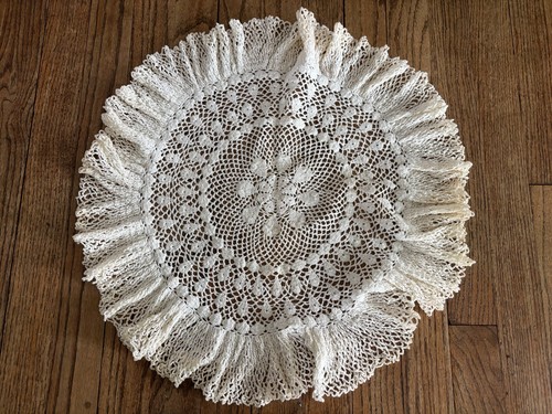 Vintage Victorian Style Lace Round Ruffled Crochet Doilie Doily Handmade 20"D