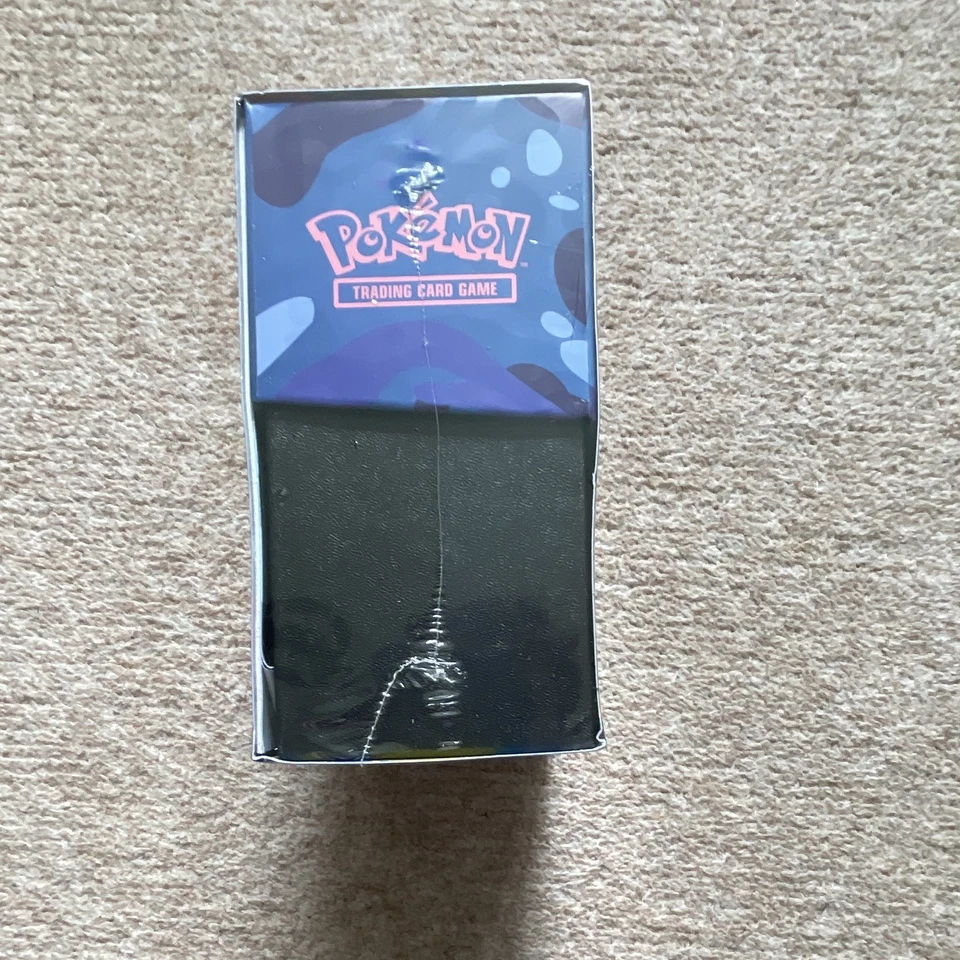 Pokémon TCG Elite Trainer Box Mega Evolution: Chaos Rising. Slight rip in seam. - Image 2 of 4