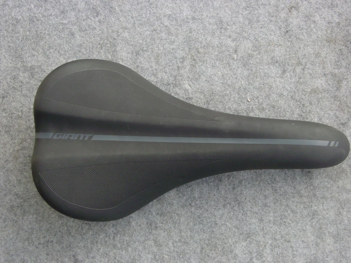 Giant Vl 1353 Herren Sattel 5 1 2X10 27 32in Road Bike MTB New eBay