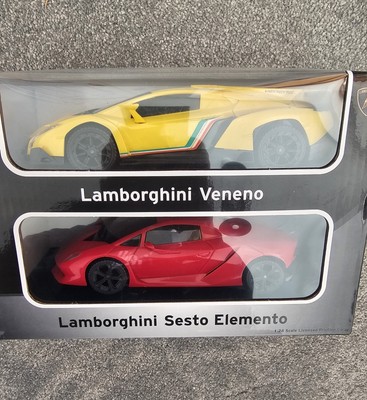 Lamborghini Veneno + Sesto Elemento Maßstab 1:24 Pack - Friction Cars
