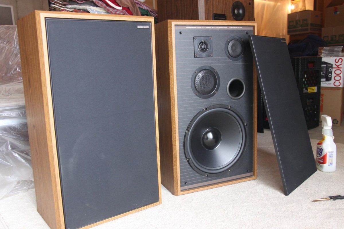 Pair American Acoustics speakers Model D555 OE, Four Way, 4/8 ohm