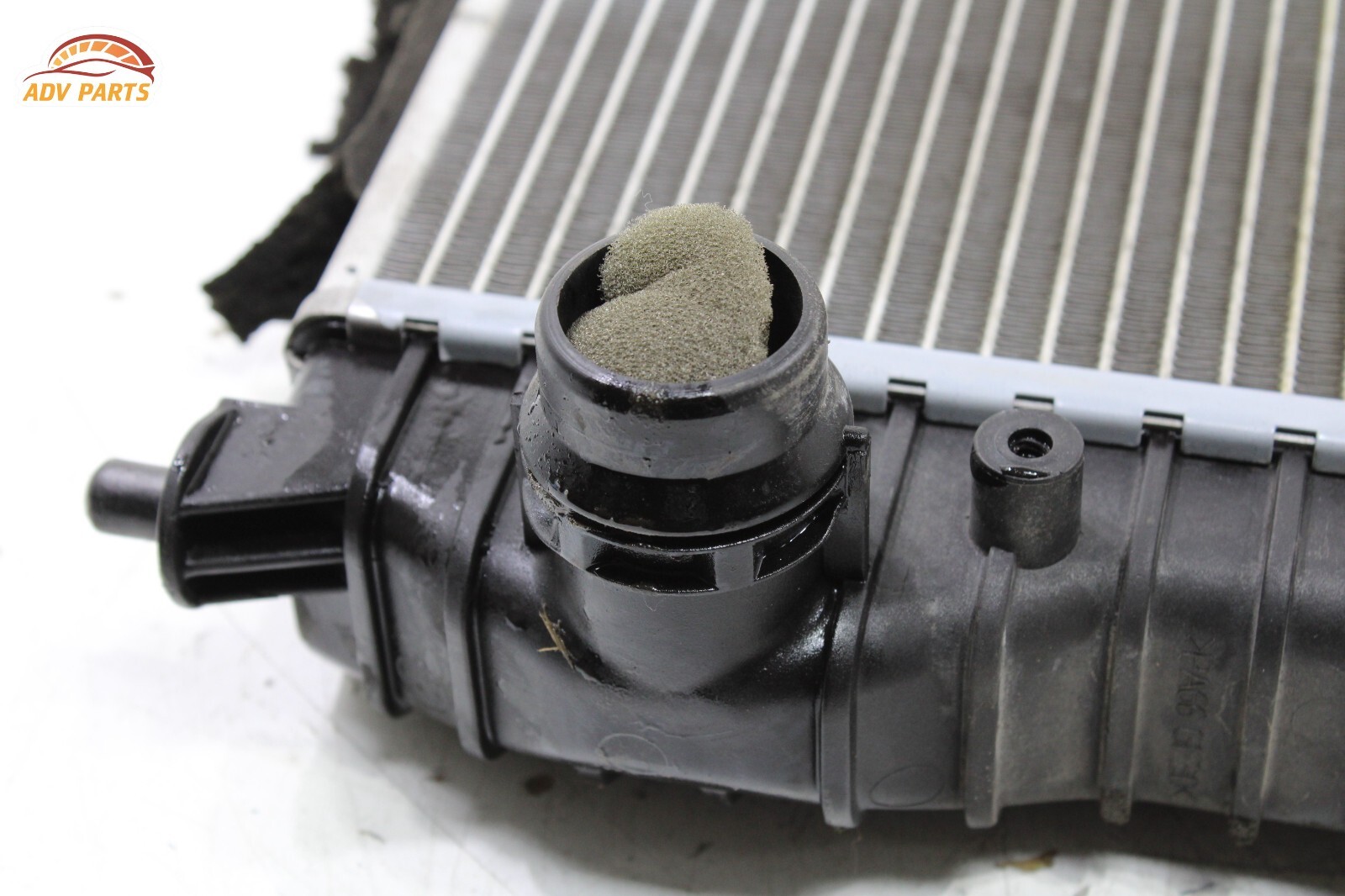 2006 - 2010 BENTLEY CONTINENTAL 6.0L ENGINE COOLANT COOLING RADIATOR OEM
