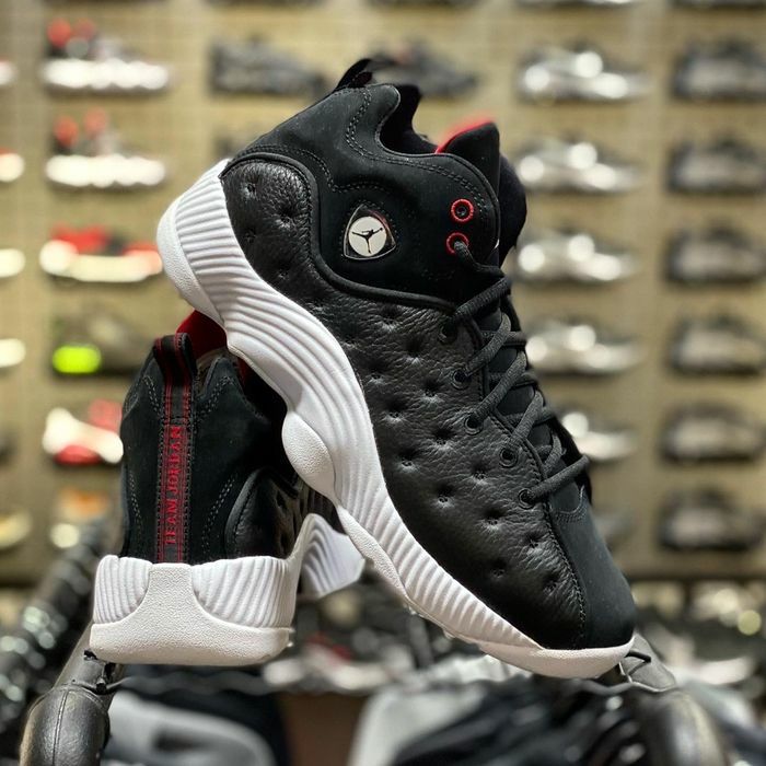 jordan jumpman team ii basketball shoes