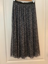 Sincerely Jules Women s Skirt Elastic Waist Pull-On Black White Size L -J25