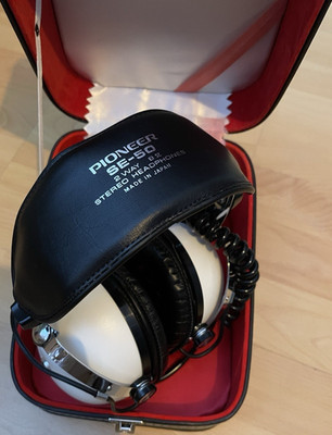 Pioneer SE-50 Over-Ear Stereo-Kopfhörer 3,5 mm Schwarz/Weiß mit Koffer / VINTAGE