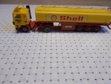 Kibri 1/87 VOLVO con serbatoio rimorchio Shell