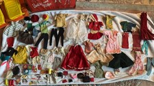 Early 1960s Mattel Barbie Ken Midge Tammy Stacey Clothes Cases Hats Purses Bags