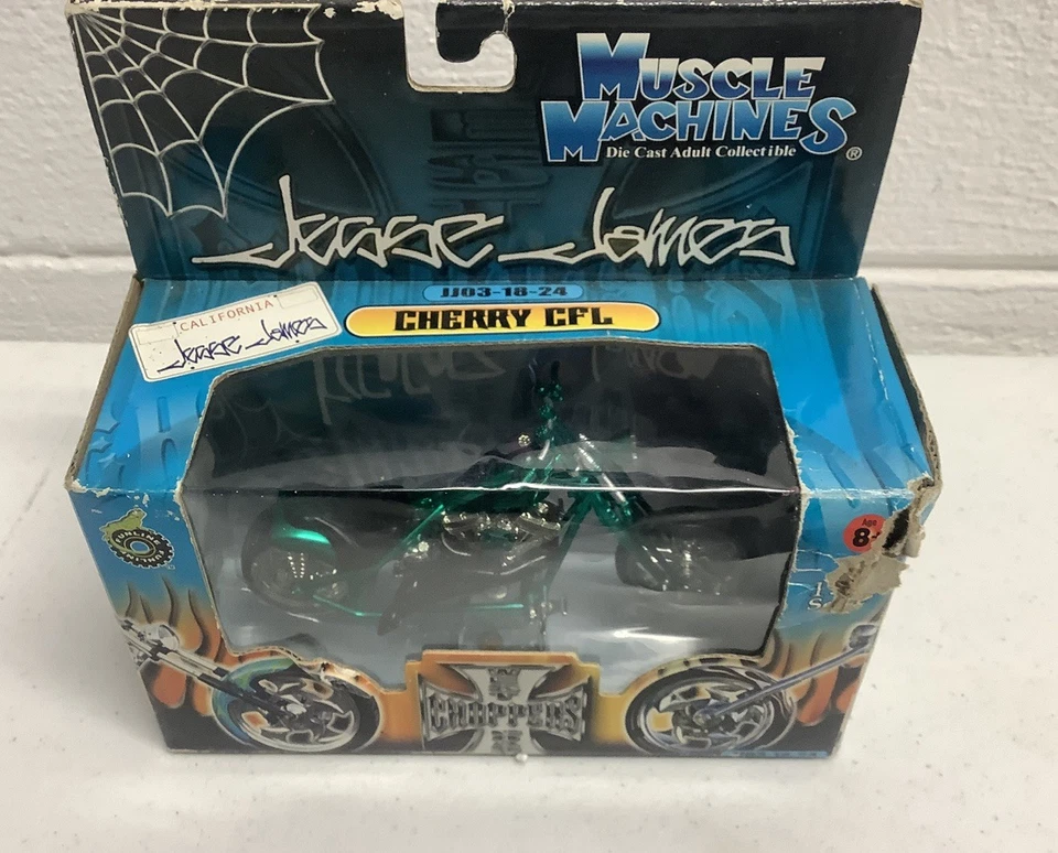 West Coast Choppers Jesse James 1:18 Motorcycle Muscle Machines Cherry CFL - Image 2 of 4
