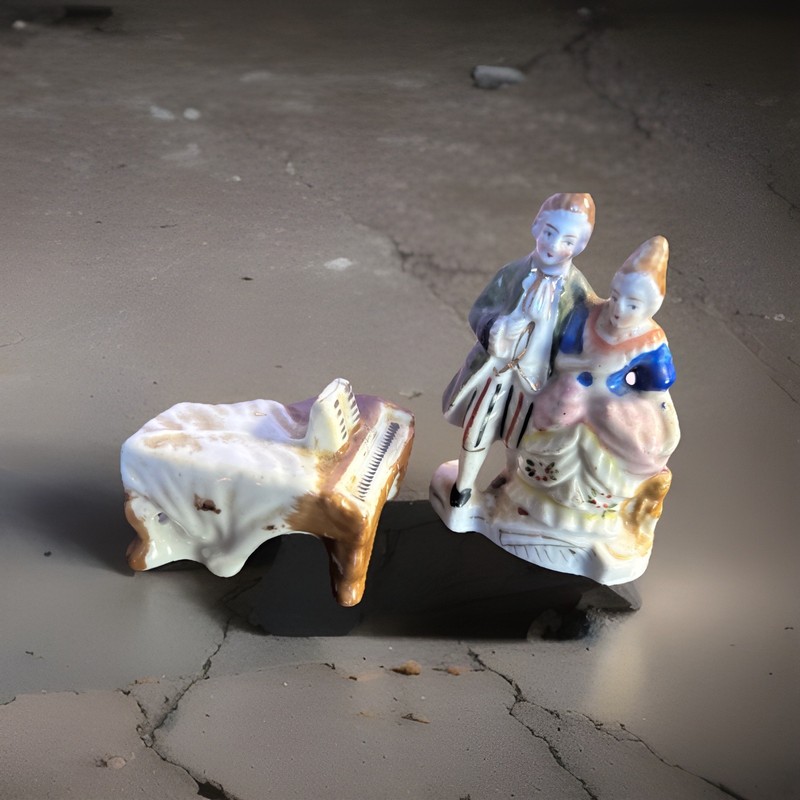 Vintage Porcelain Figurines Made In Occupied Japan Victorian Couple/ Piano