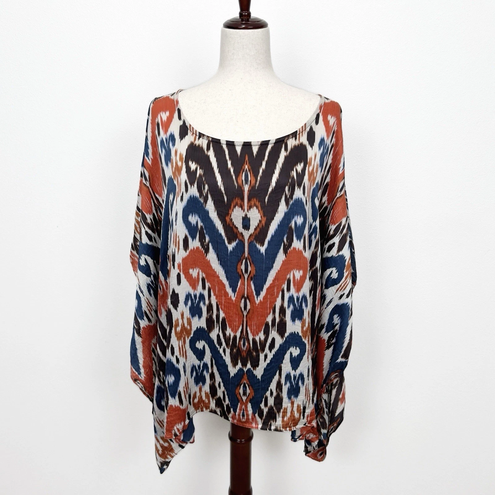 Chicos Top Womens Large/XL Blue Orange Geometric 100% Silk Poncho Breathable Art