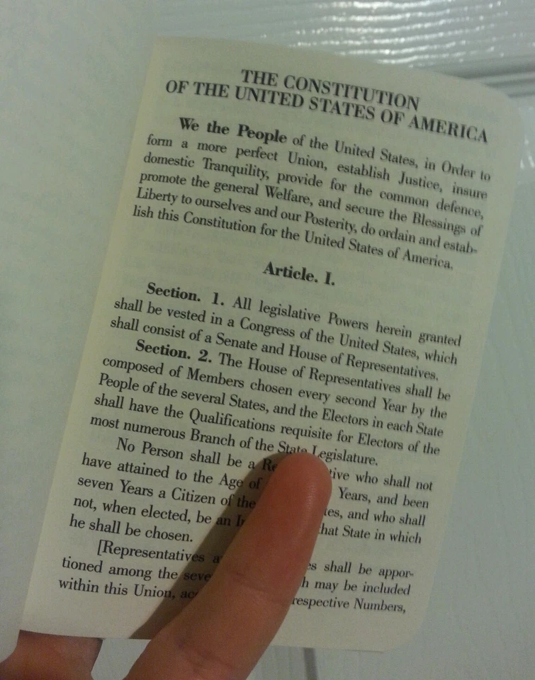 Round Edge Pocket Size United States Declaration Of Independence & Constitution - Image 4 of 4