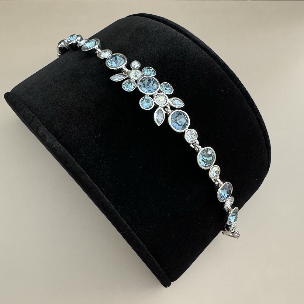 Givenchy Bracelet Signed Silver Tone Blue 7”