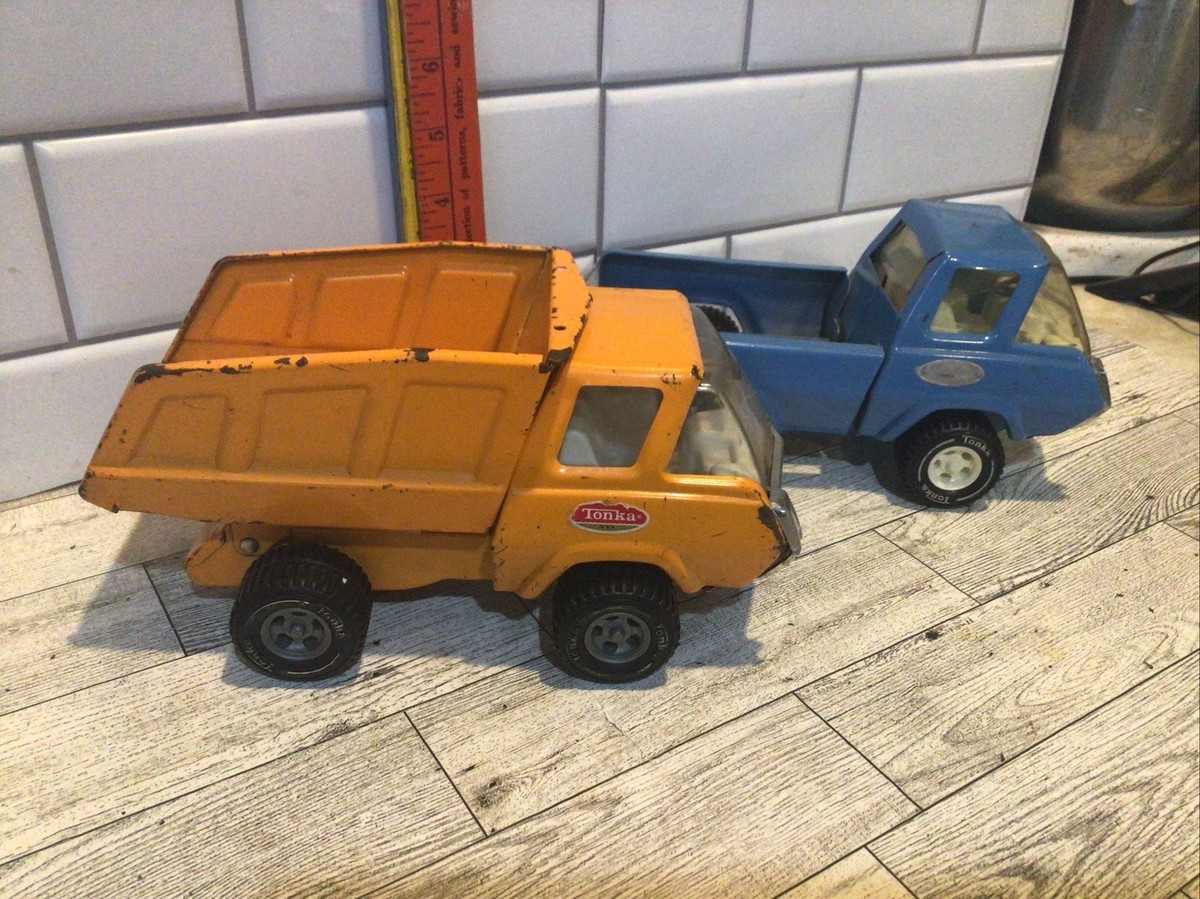 Lot Of Two Vintage Tonka Small Metal Dump Truck Blue Truck