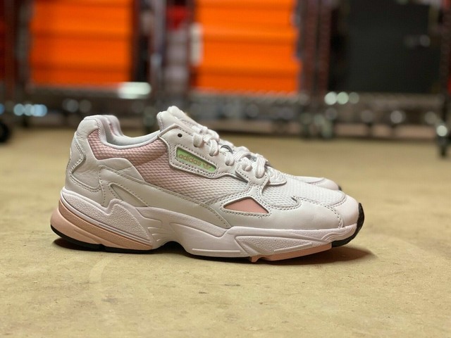 adidas falcon 7.5