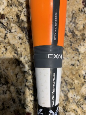 STUNNING BAT & SUPER RARE SIZE - ORANGE BOMB BAT!! Easton Mako XL