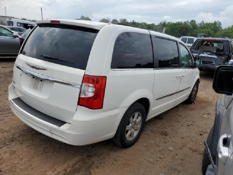 2012-2016 Chrysler Town & Country Multimedia SAT DVD Radio RBZ OEM